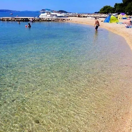Pleasant In Sveti Filip i Jakov